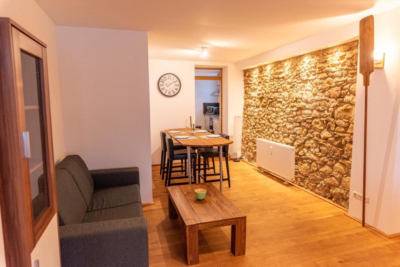 Designer Unterkunft In 15. Jahrhundert Altbau 75 M² Fuer Max. 4 Personen Apartment Eltville am Rhein Exterior photo